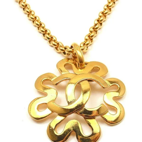 Authentic Chanel Vintage Gold Tone Logo Cc Daisy Necklace - Picture 3 of 5